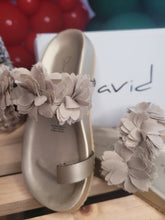 Load image into Gallery viewer, David Isaac BETH Gold