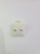 Load image into Gallery viewer, Silver Shell Earrings