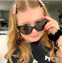 Load image into Gallery viewer, Fashion Unik Sunglasses