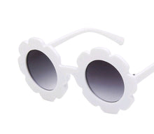 Load image into Gallery viewer, Flower Sunglass