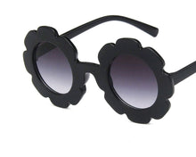 Load image into Gallery viewer, Flower Sunglass